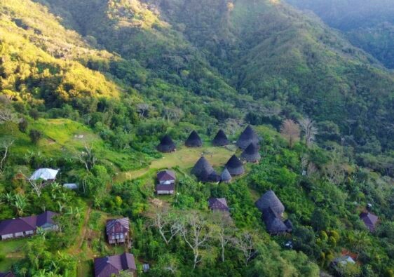 Flores Trip 4 Days 3 Nights