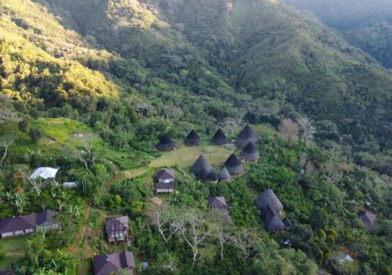 Trip Flores 4 Hari 3 Malam